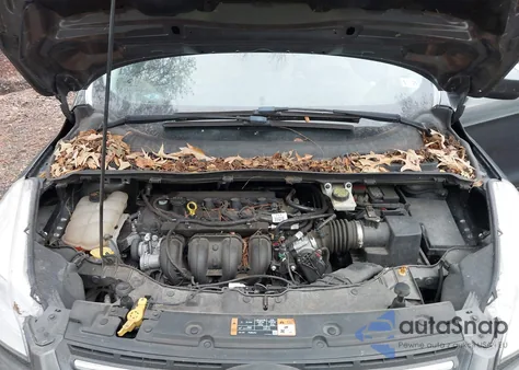 2015 Ford Escape Se z USA, uszkodzony, nr VIN 1FMCU0G77FUA28105